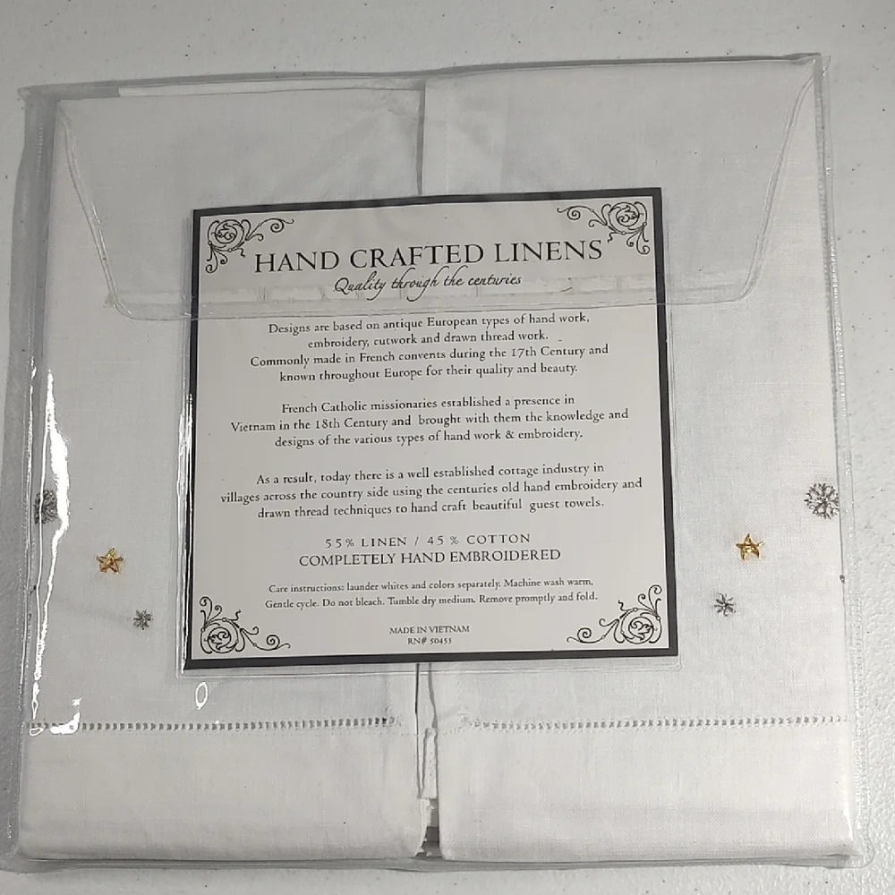 Hand Crafted White and Gold Hand Towels